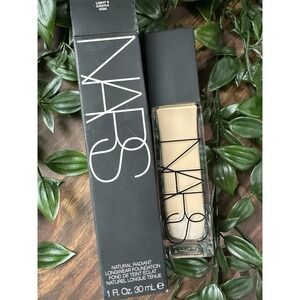 NARS Natural Radiant Longwear Foundation - Full Size 1 oz - Light 0 Siberia -NEW
